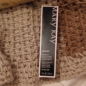 Mary Kay CC Cream SPF 15 Lt To Med